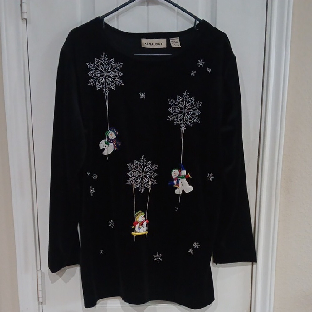 Analogy Blk Velvet Tunic Snowflakes & Snowbabies Design